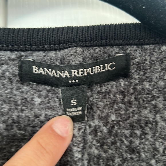 Banana Republic Black/Gray Cardigan Sweater Small - Picture 2 of 5